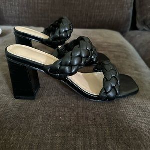 Black wedge braided sandals
